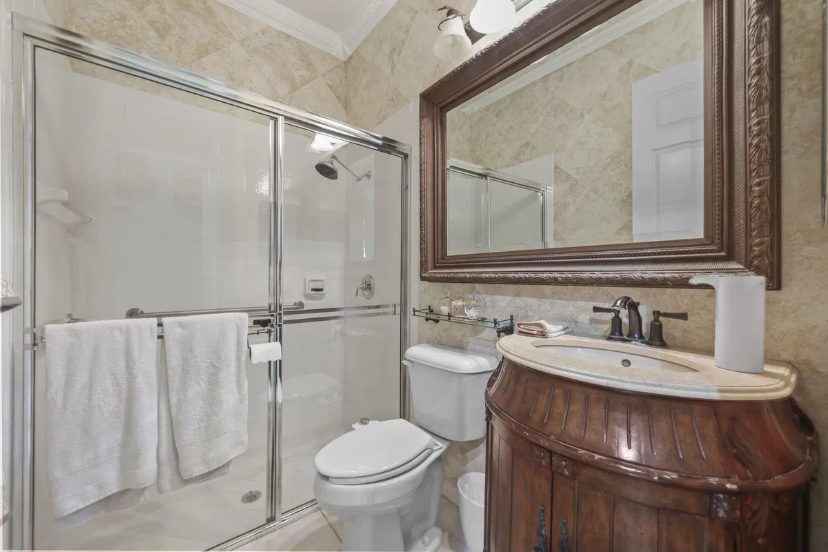 Residence photo 34