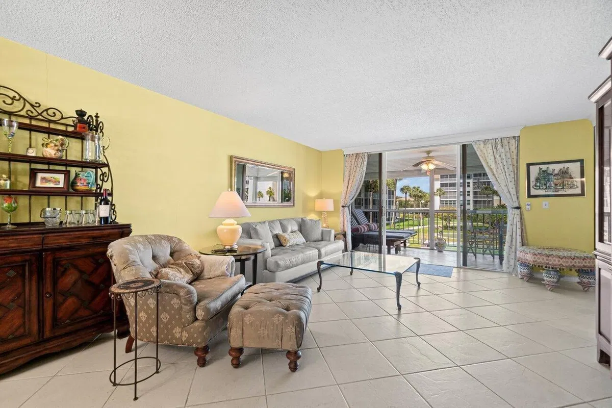  Unit 249 photo 16