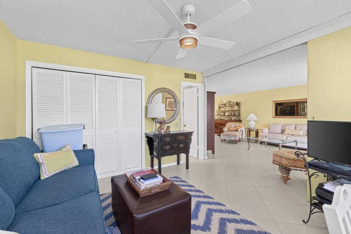  Unit 249 photo 25