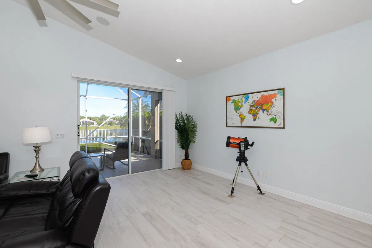 Residence photo 10