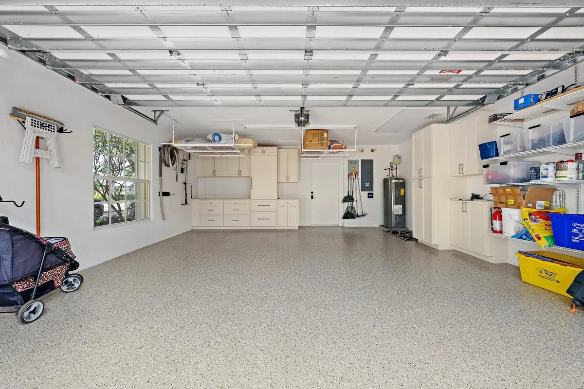 Residence photo 31