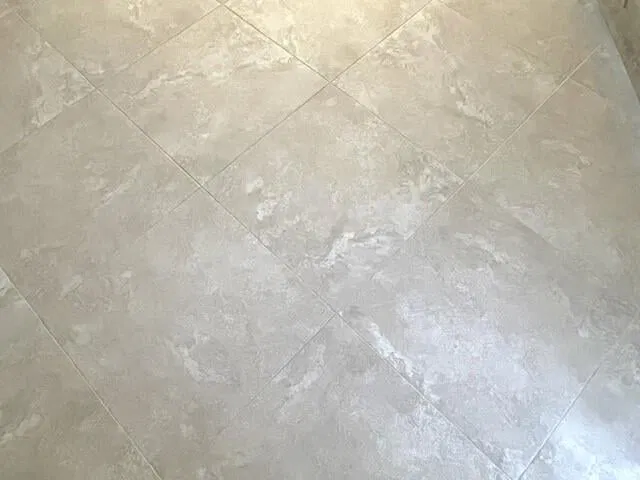 Unit B photo 16