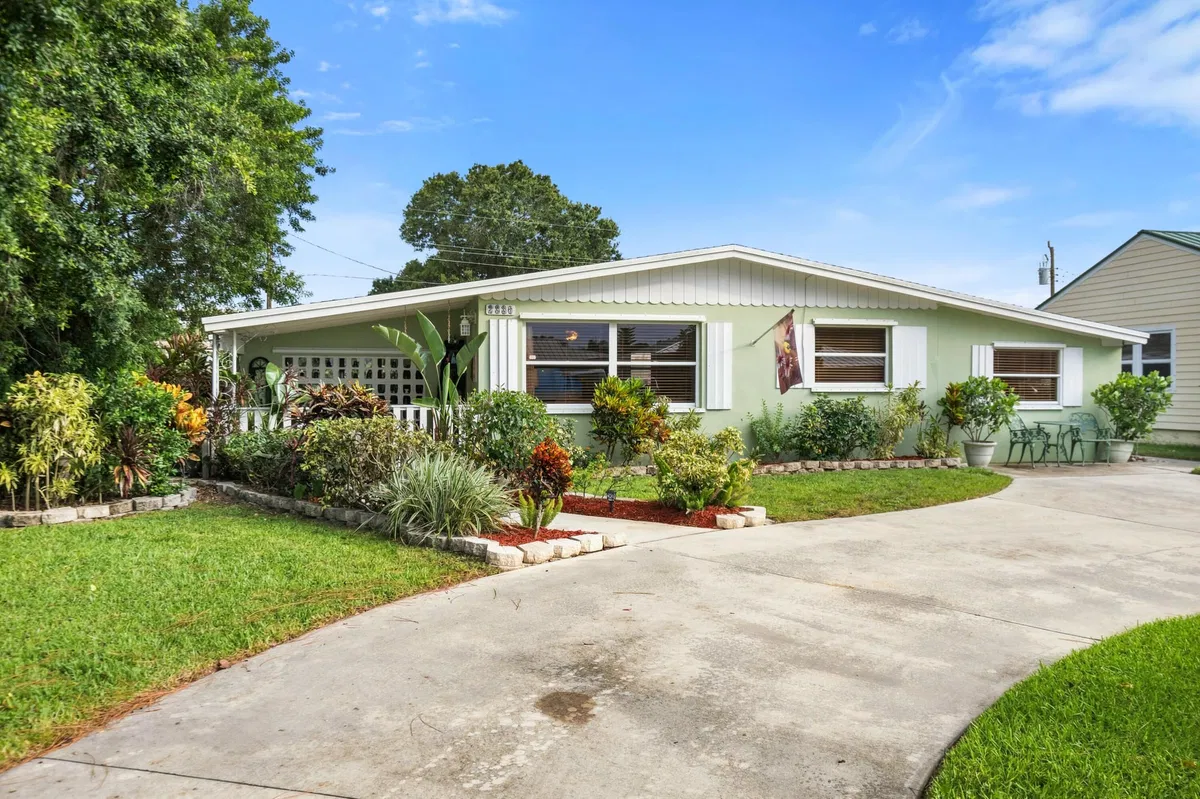  Residence photo 7