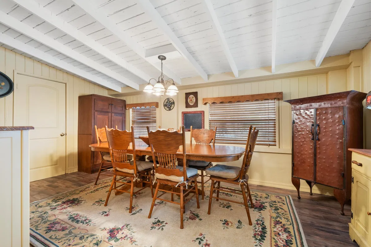  Residence photo 19