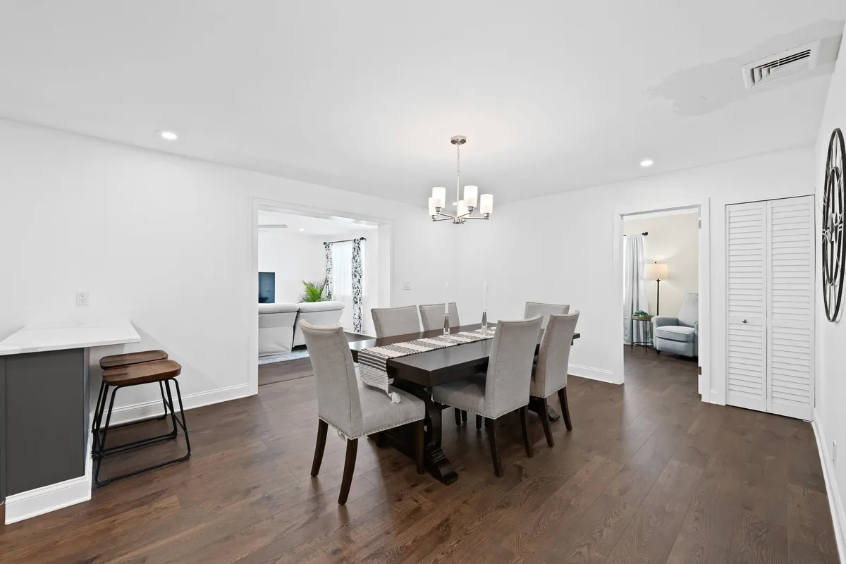 Residence photo 7