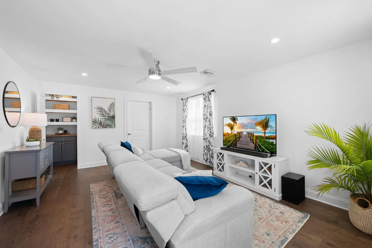 Residence photo 10
