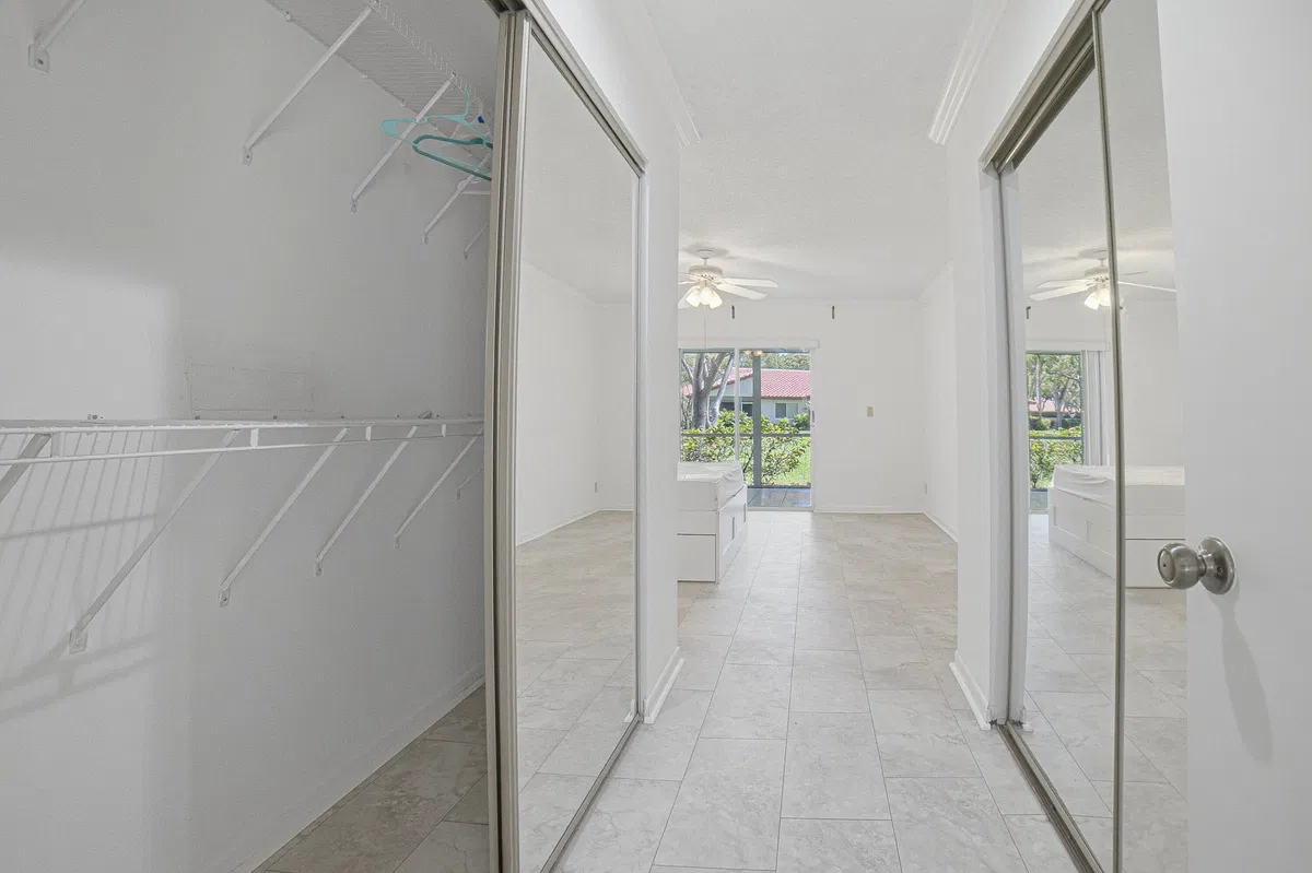 Residence photo 13