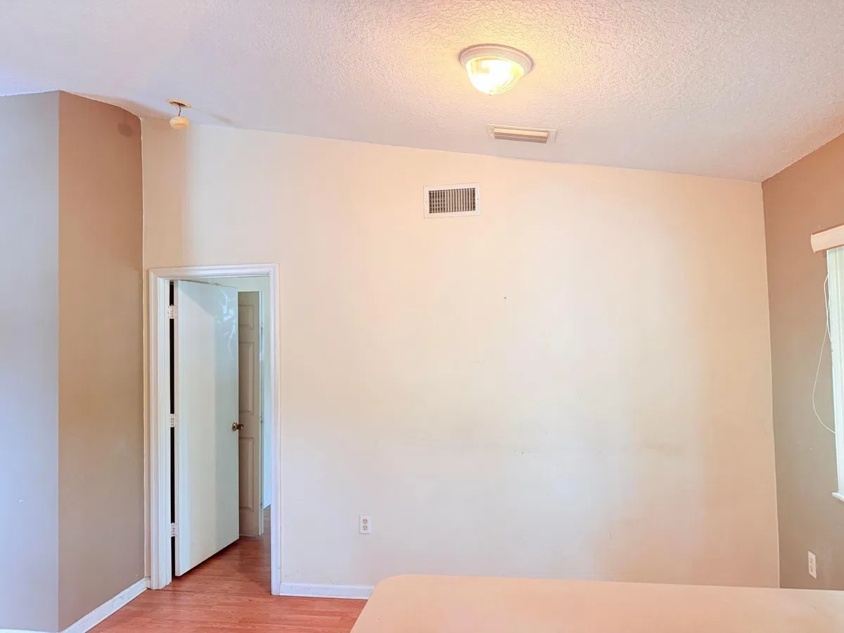 Unit Apt 206 photo 7