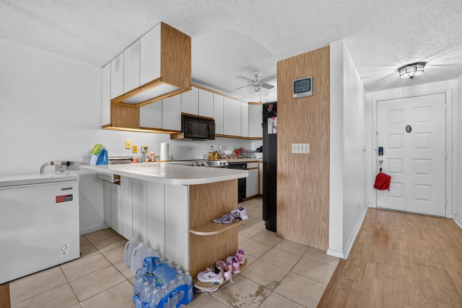Unit 202 photo 7