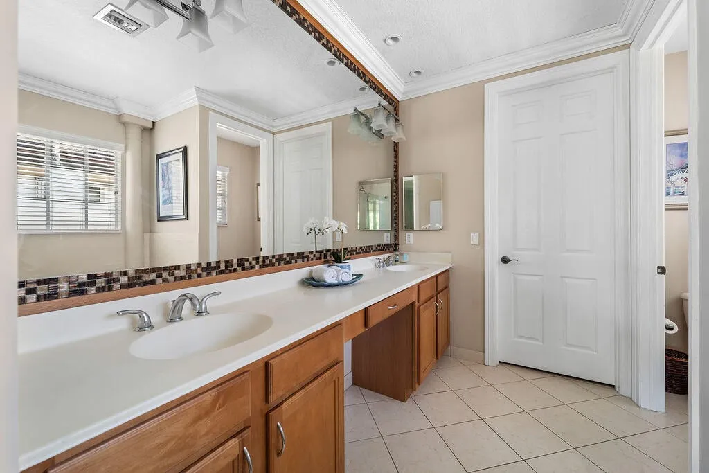Evergrene Palm Beach Gardens Residence photo 13