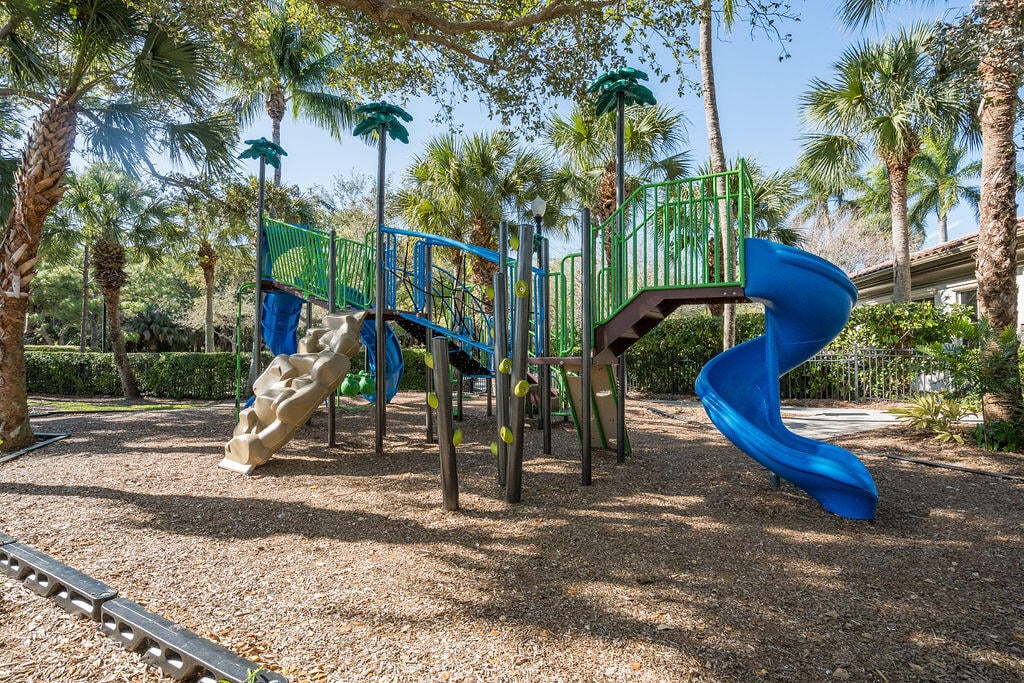 Evergrene Palm Beach Gardens Residence photo 25