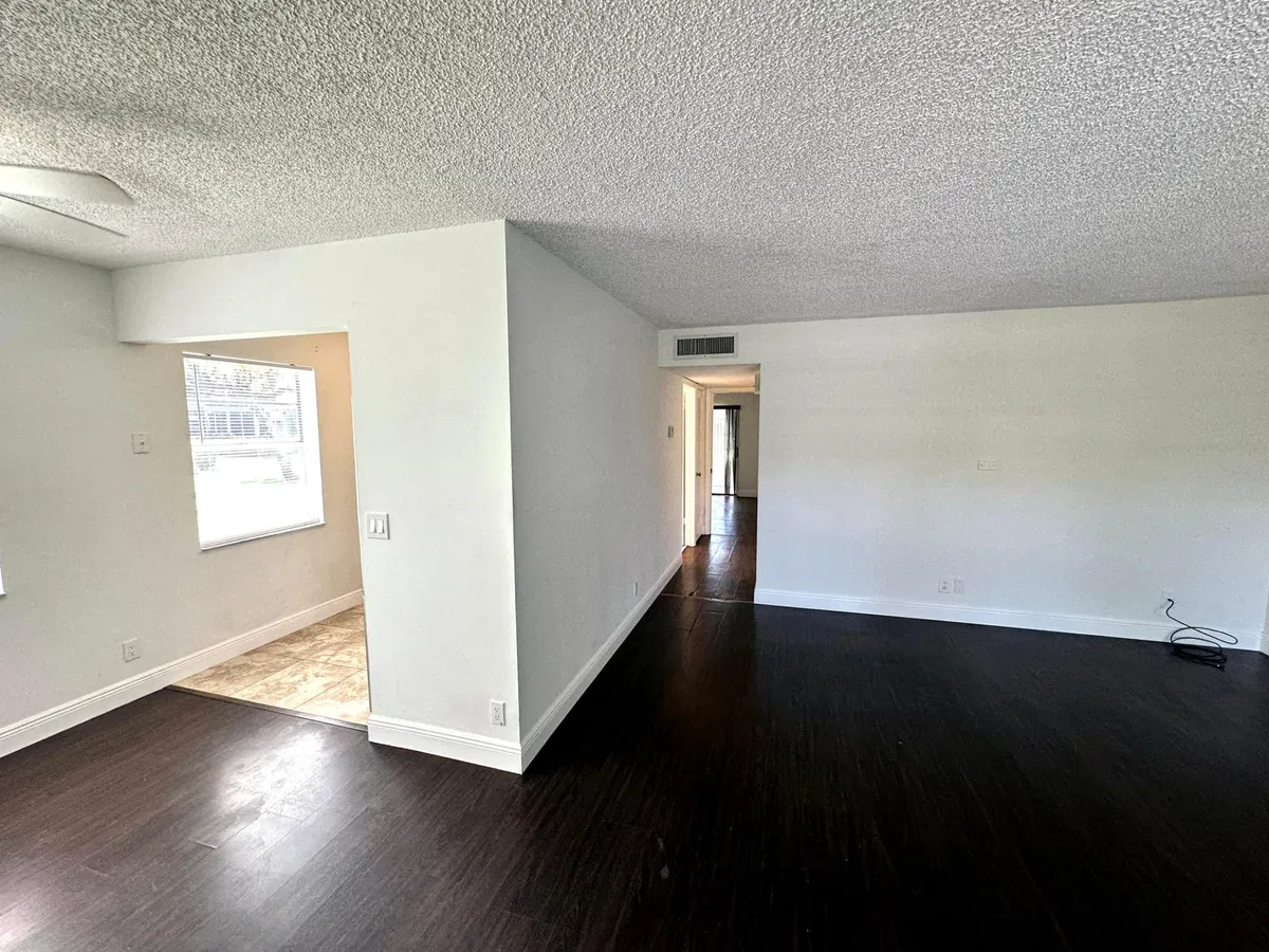 Residence photo 10