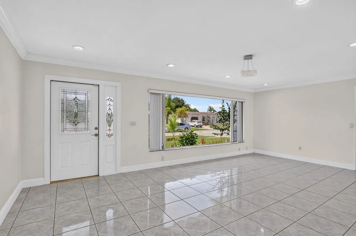 Residence photo 4