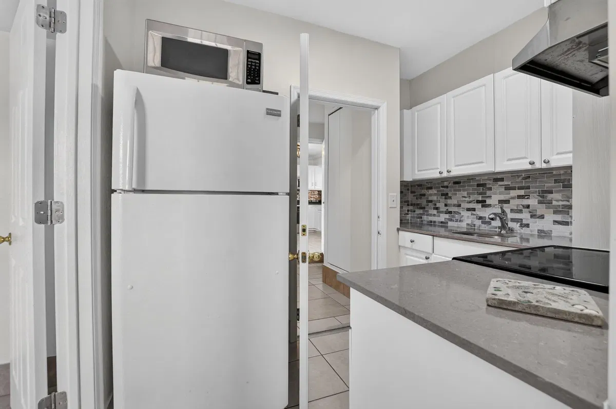 Residence photo 28