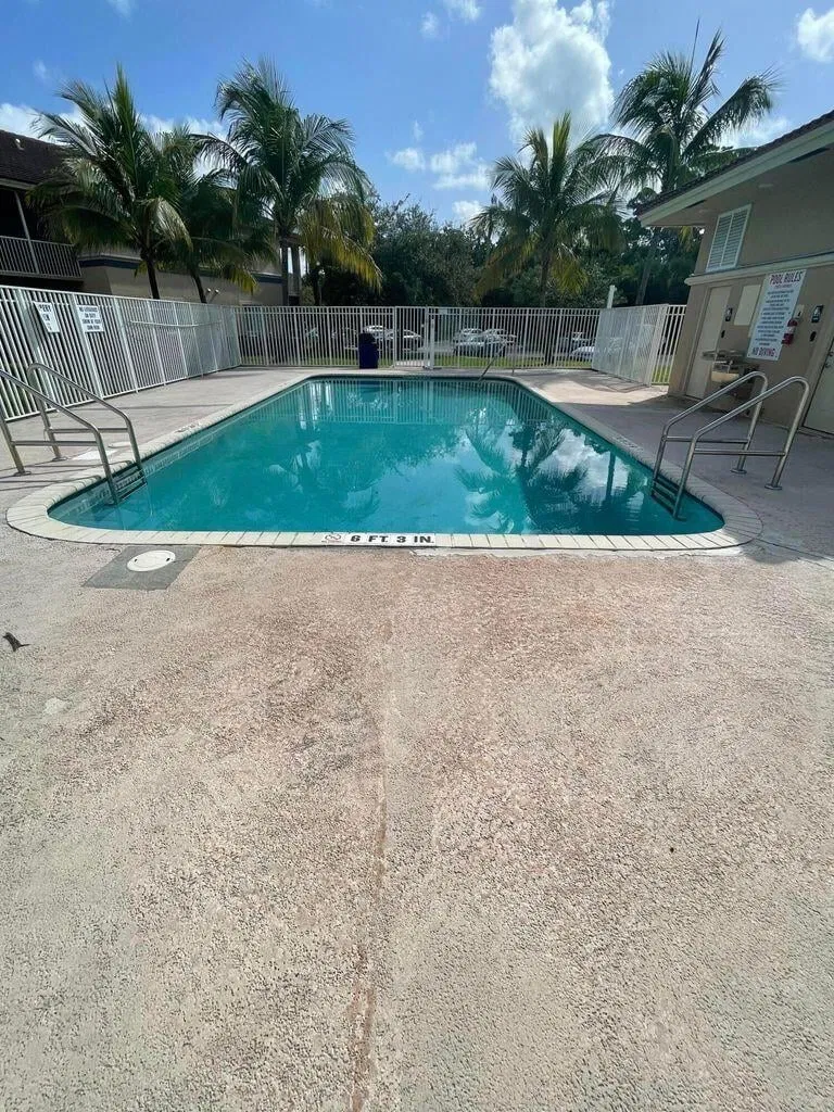 Unit 1212 photo 28
