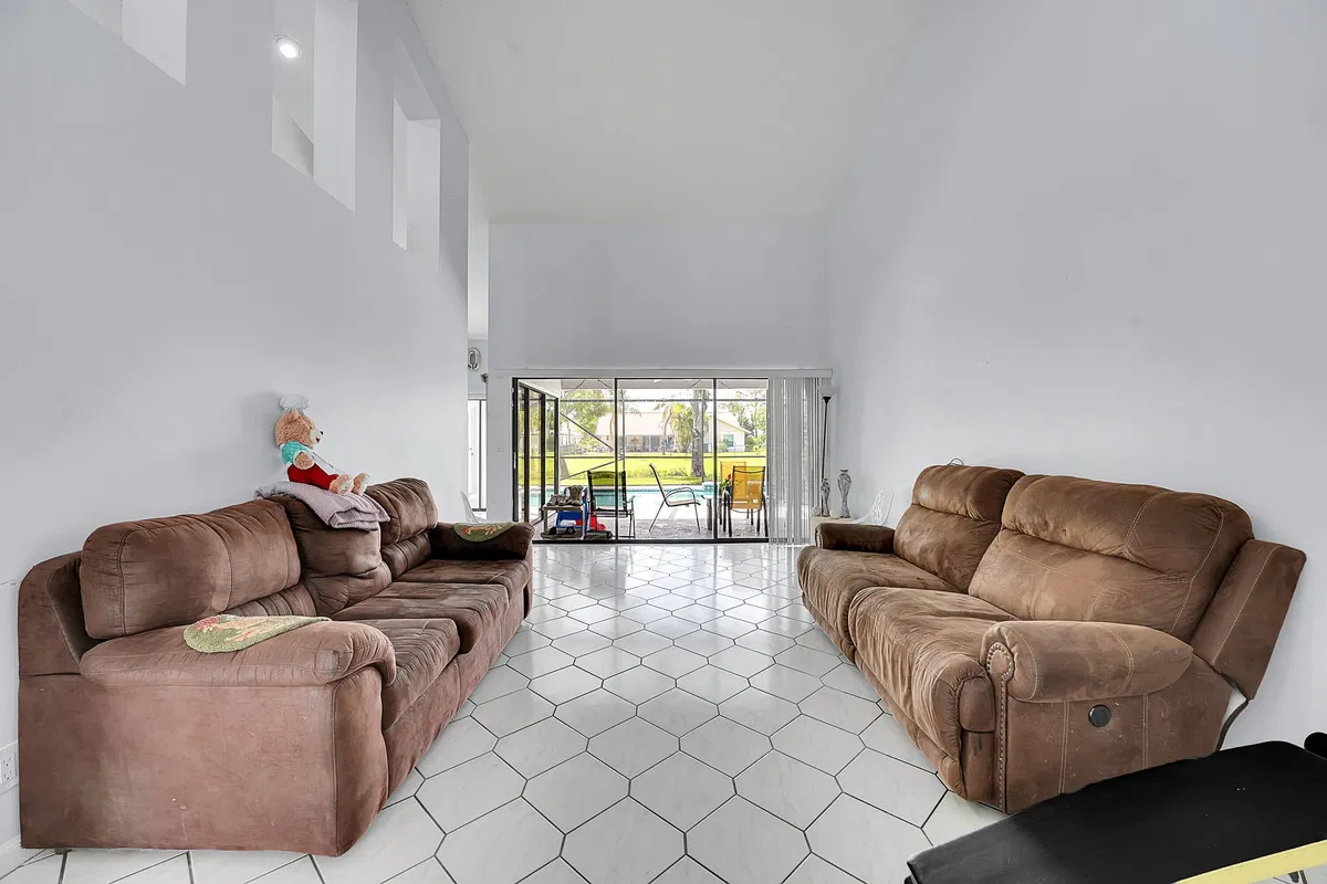 Residence photo 10