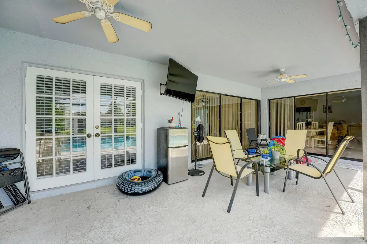 Residence photo 40