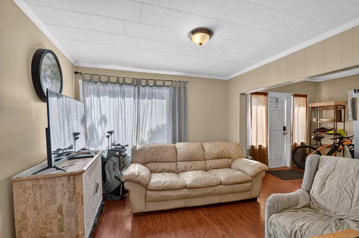 Residence photo 13