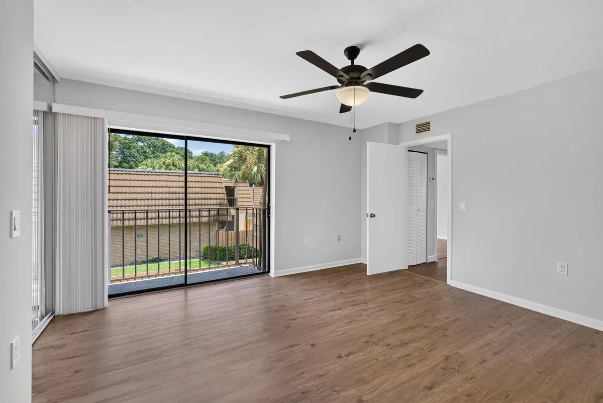 Residence photo 13