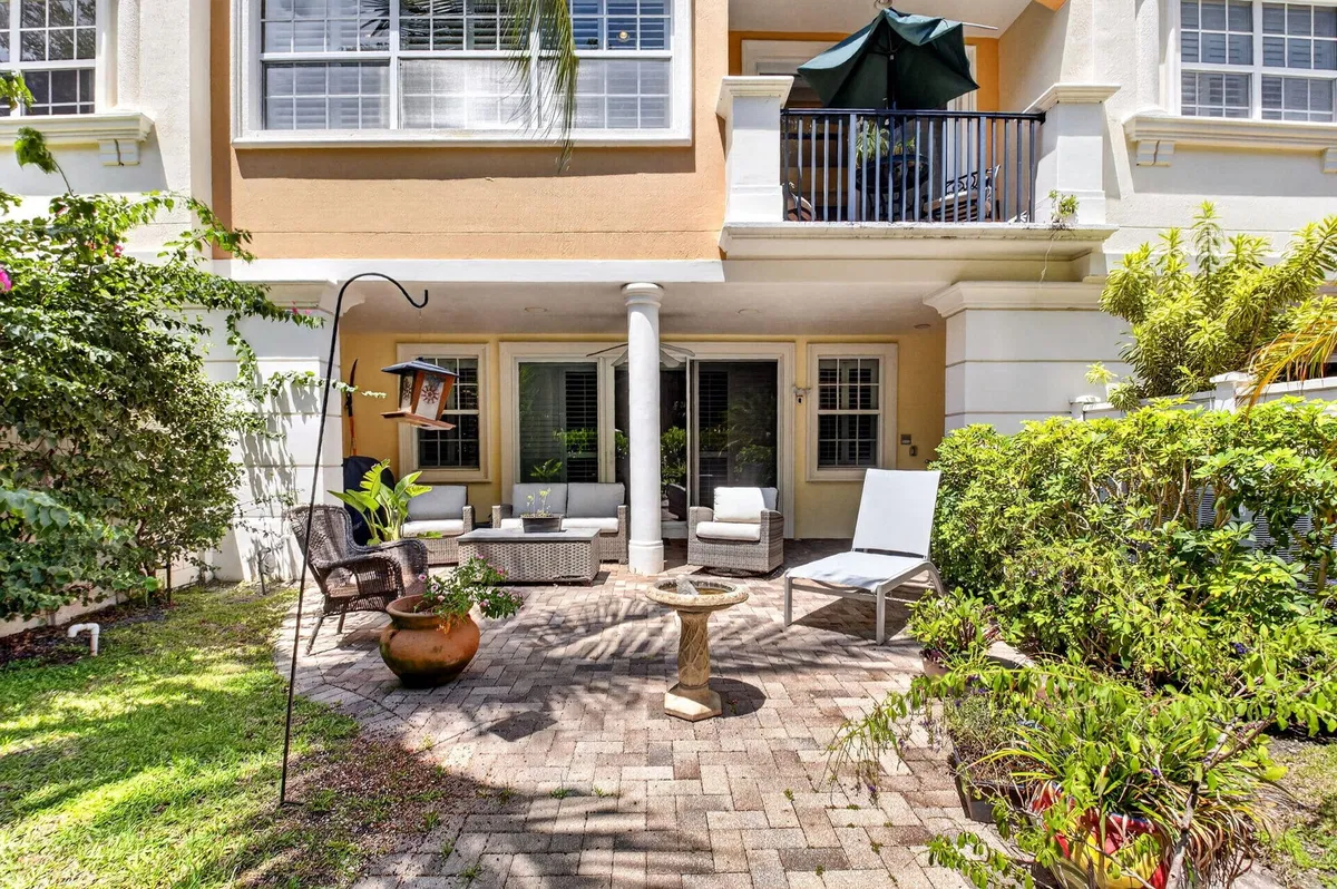 Residence photo 7