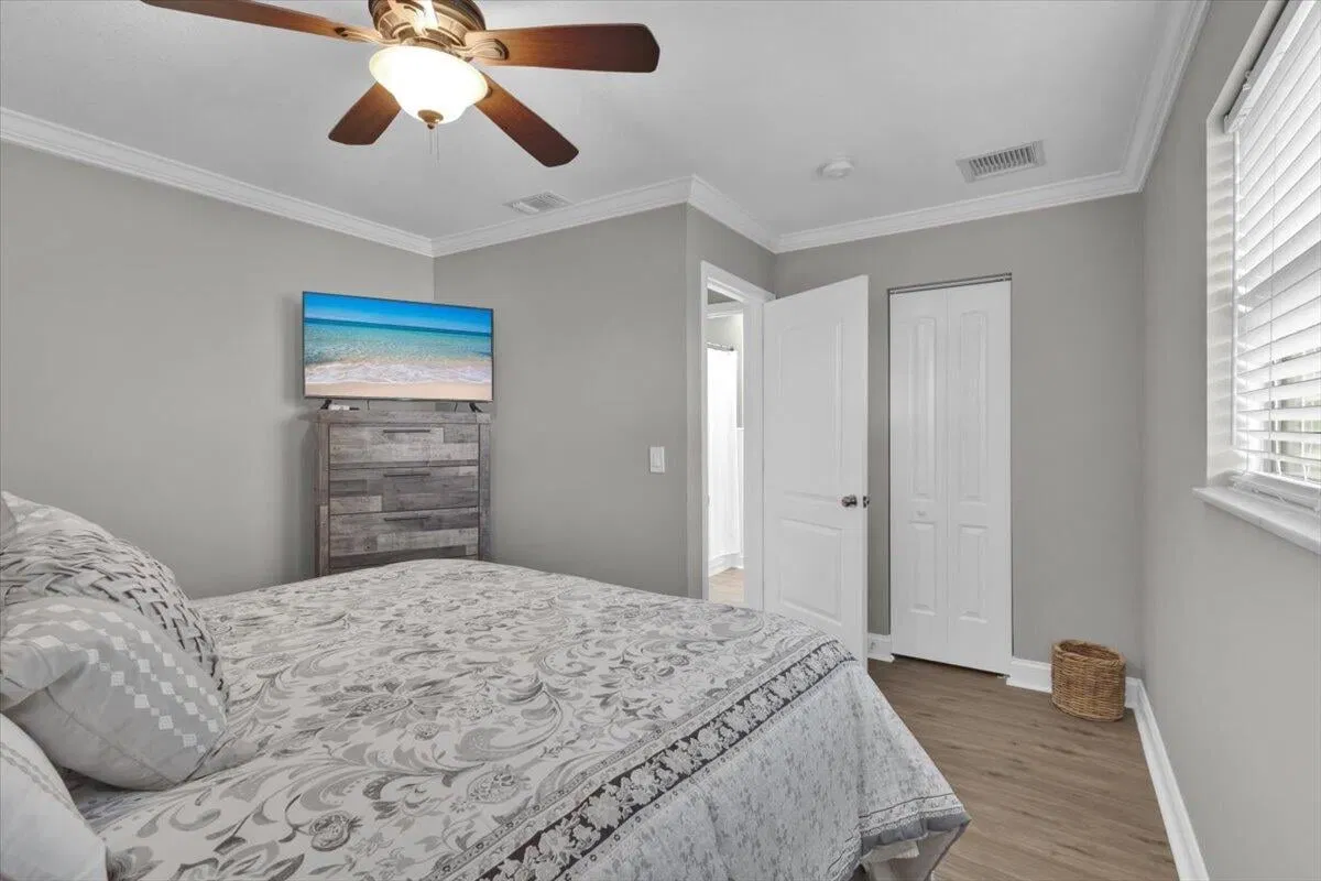 Residence photo 19