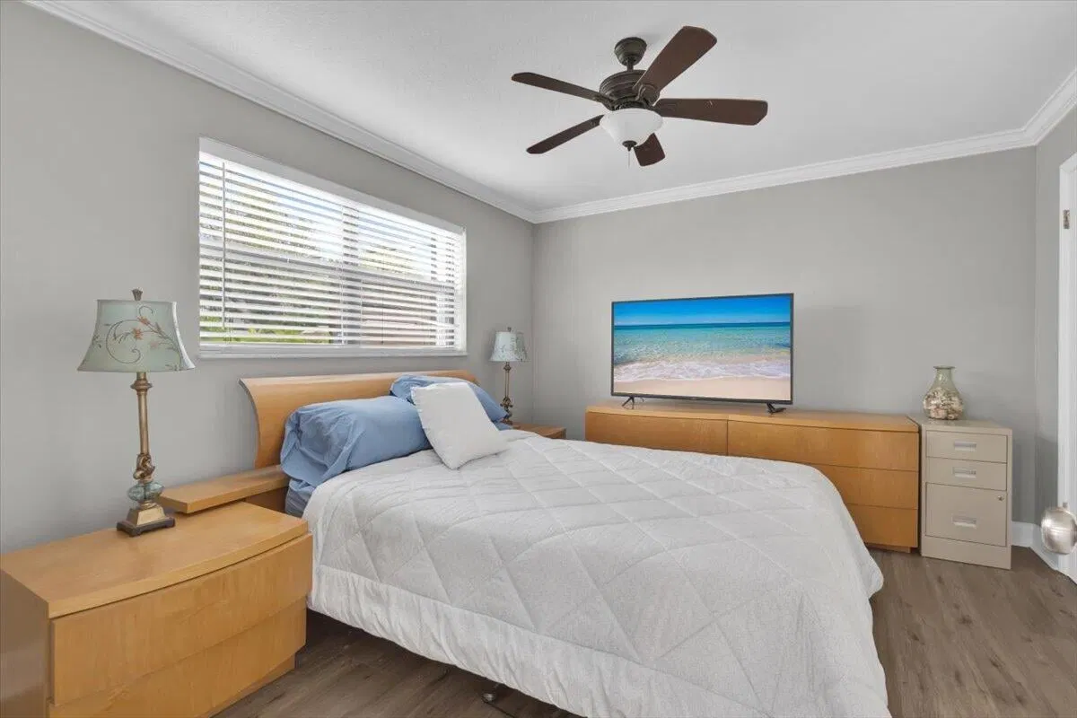Residence photo 25