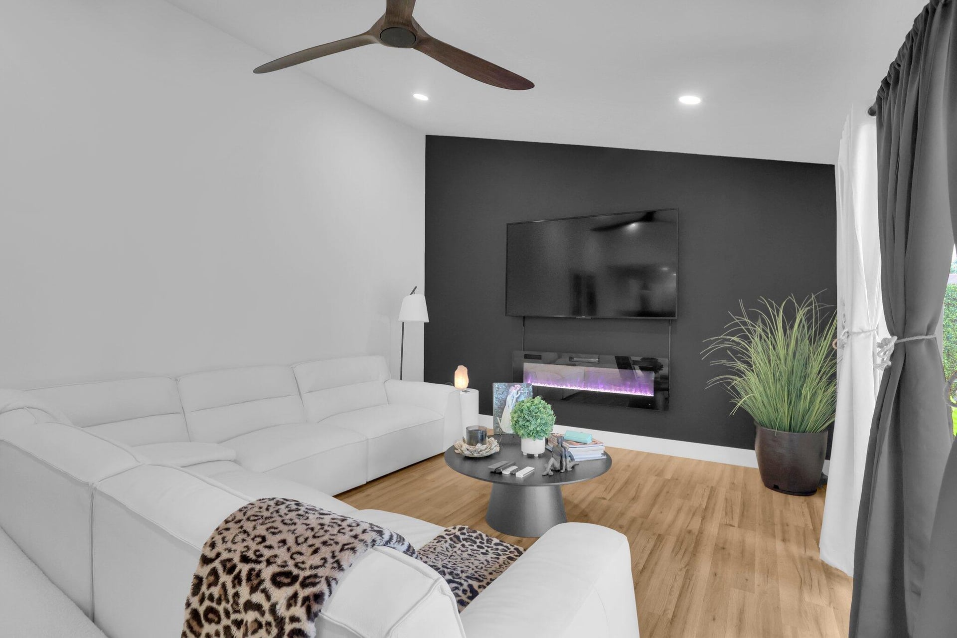 Residence photo 4