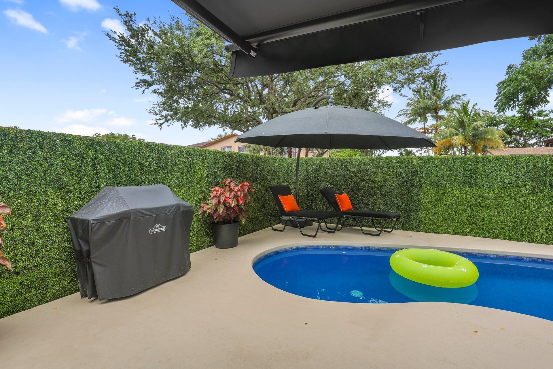 Residence photo 19
