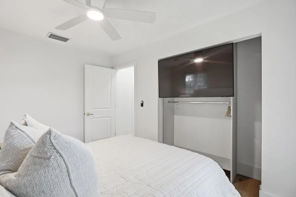 Residence photo 22