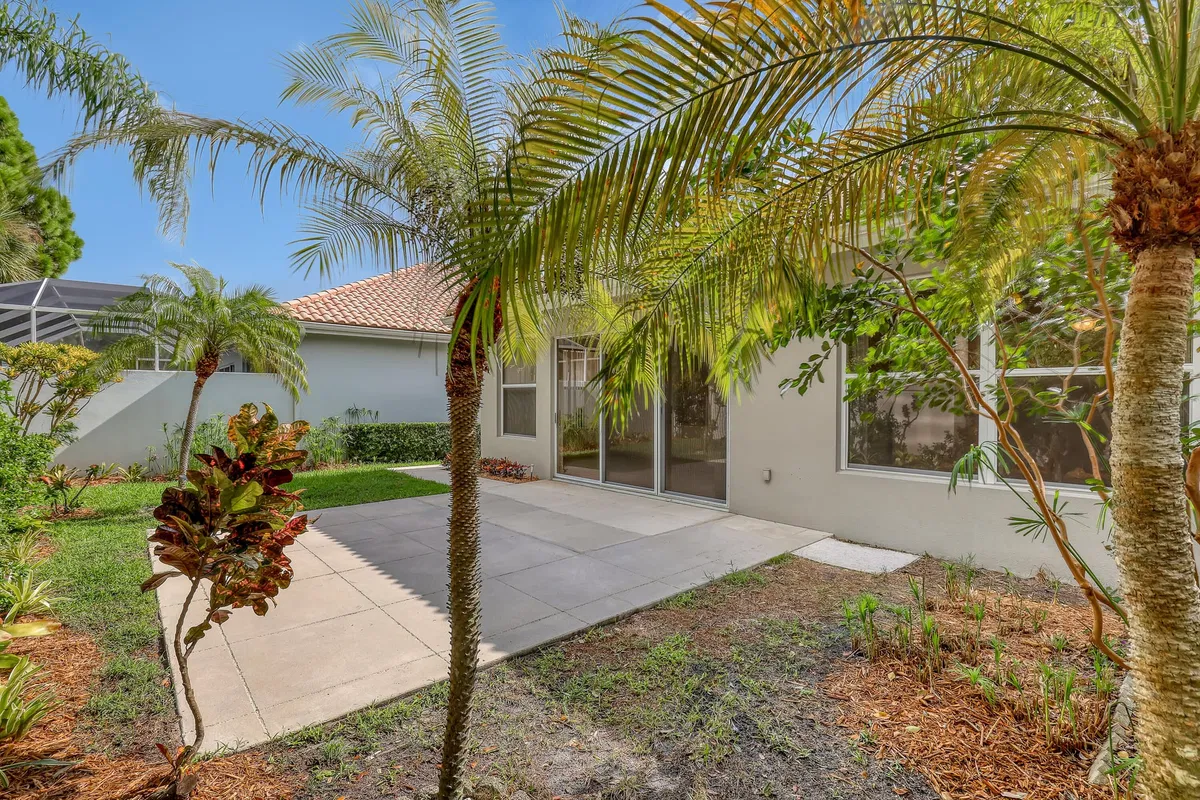 Residence photo 37