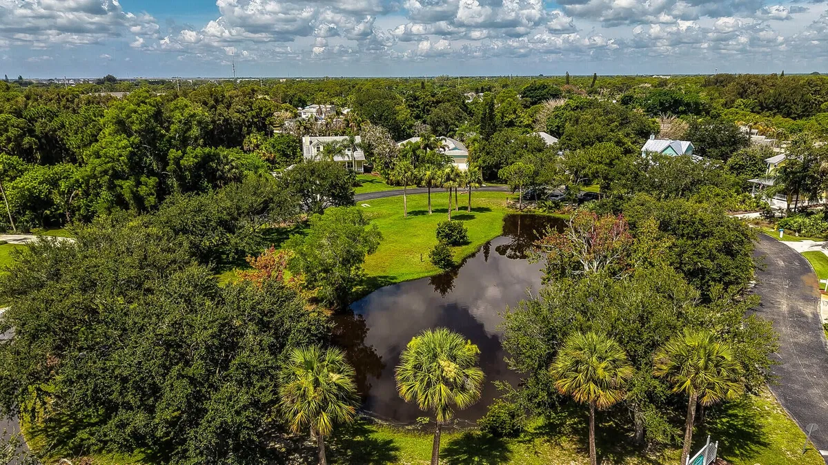  Residence photo 61