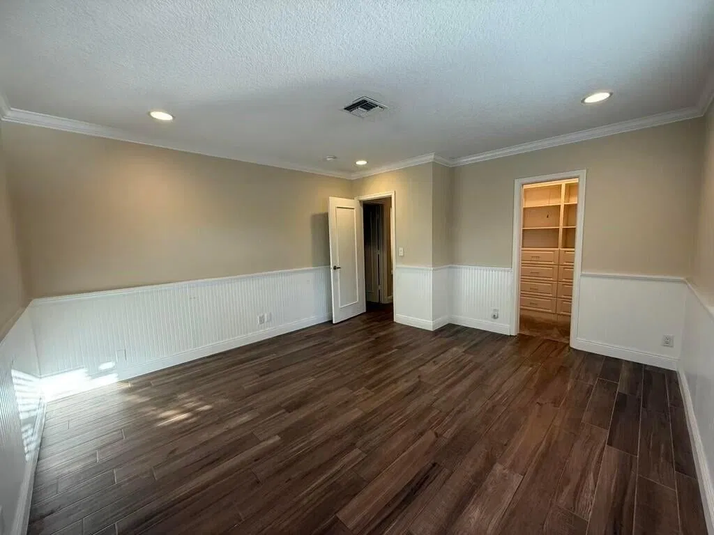 Residence photo 4