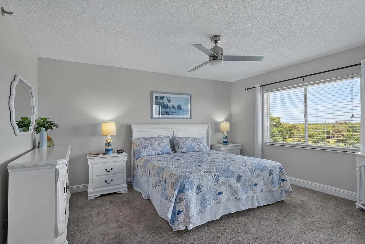  Unit A407 photo 13