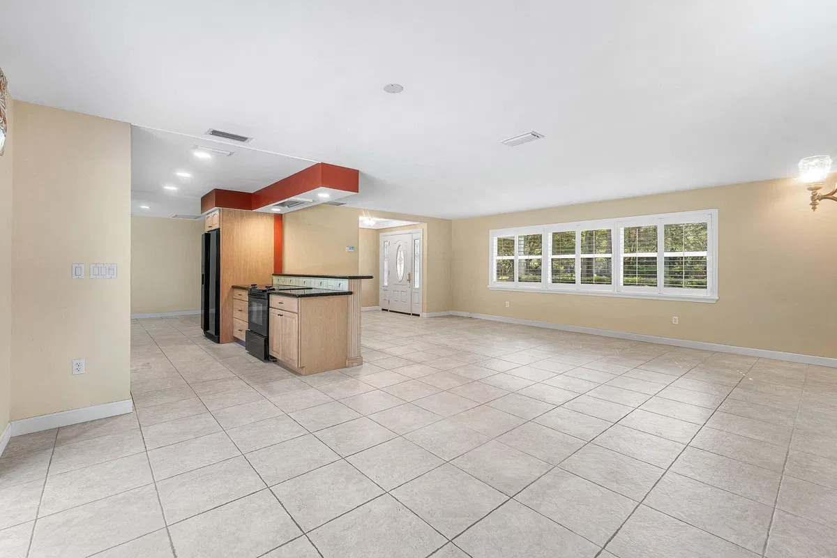 Residence photo 4