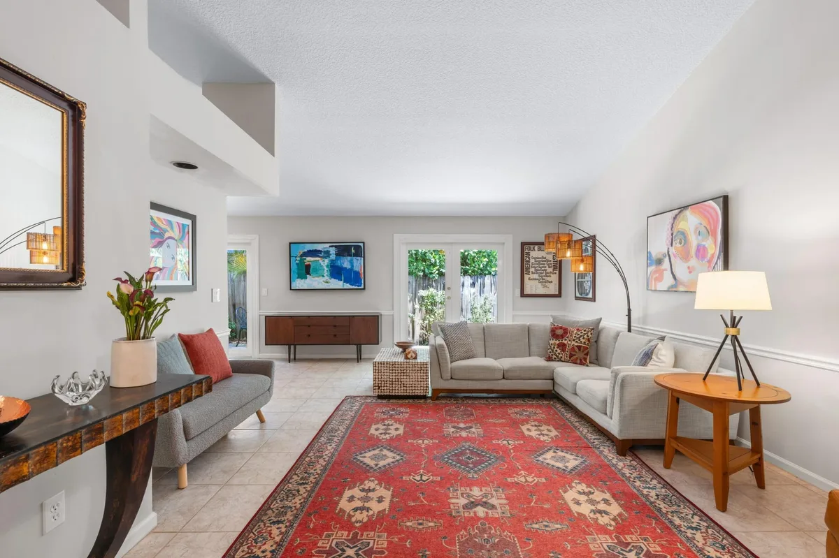  Residence photo 10