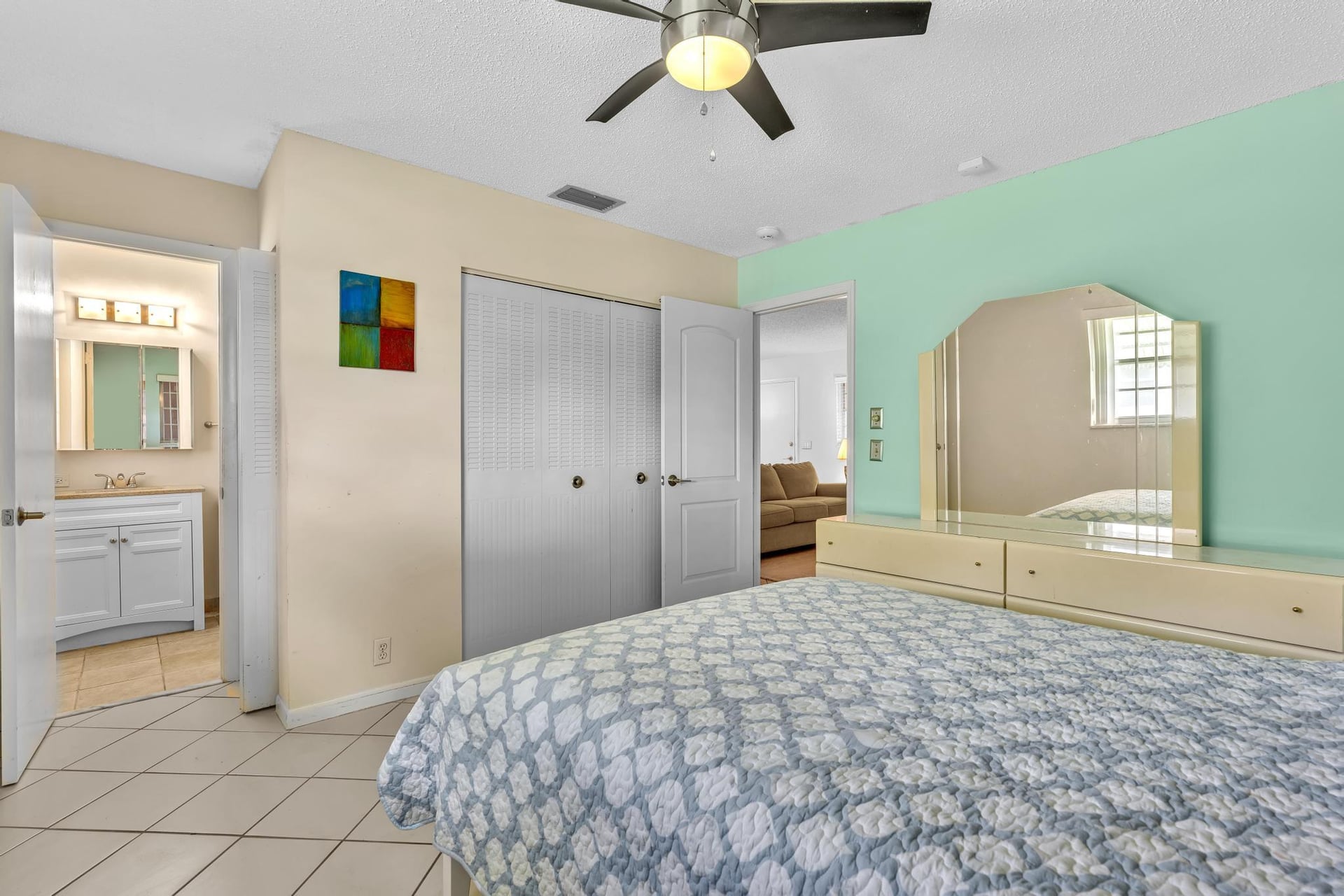 Residence photo 28