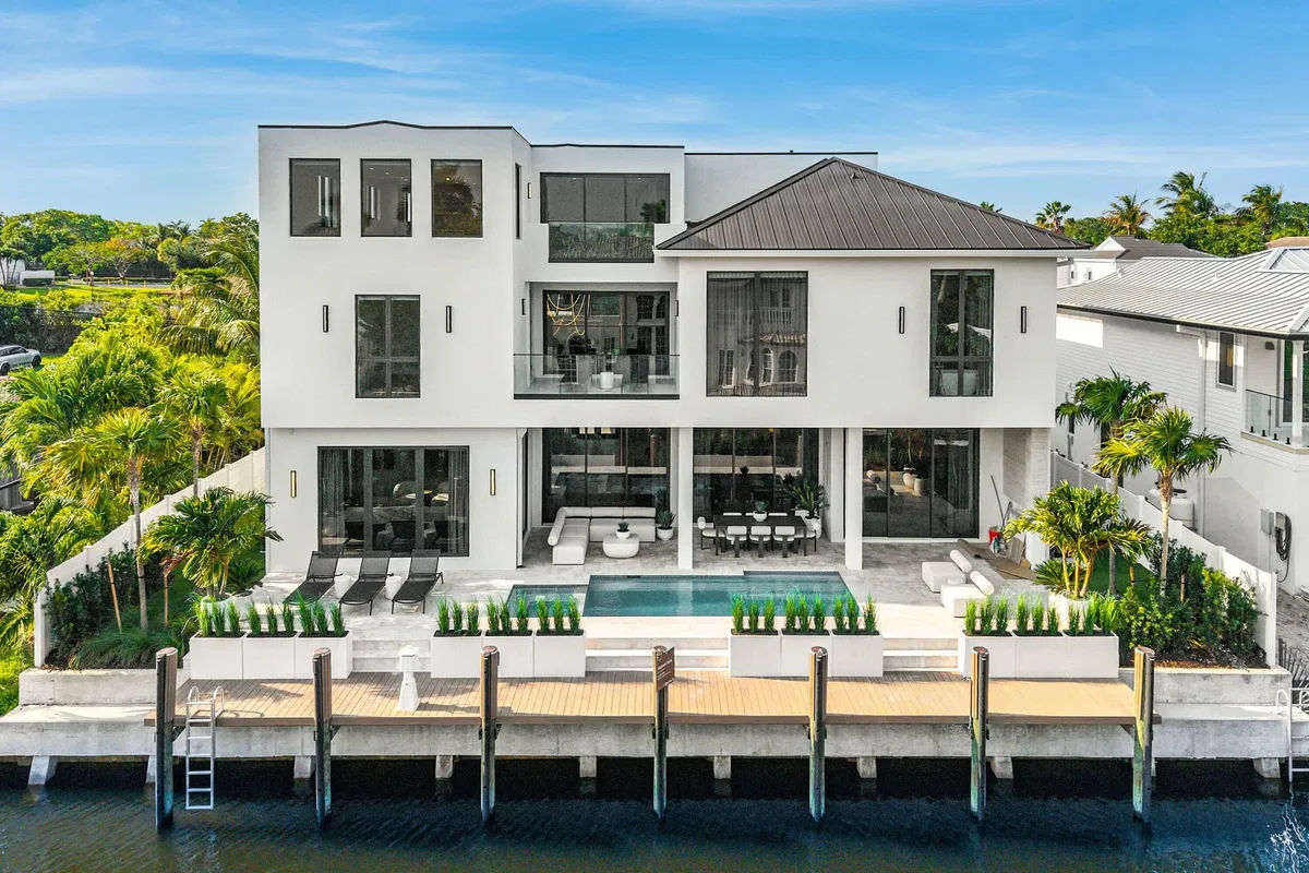 Boca Harbour Residence photo 22