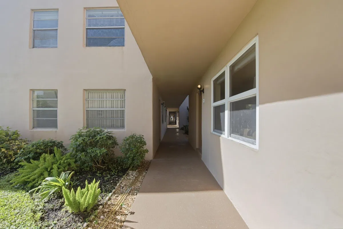 Residence photo 7