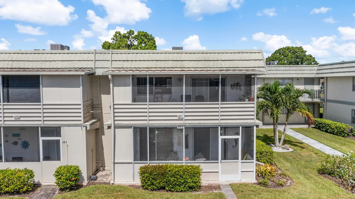 Residence photo 10