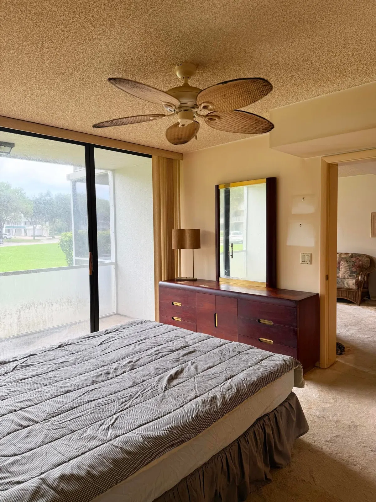 Unit 103 photo 25