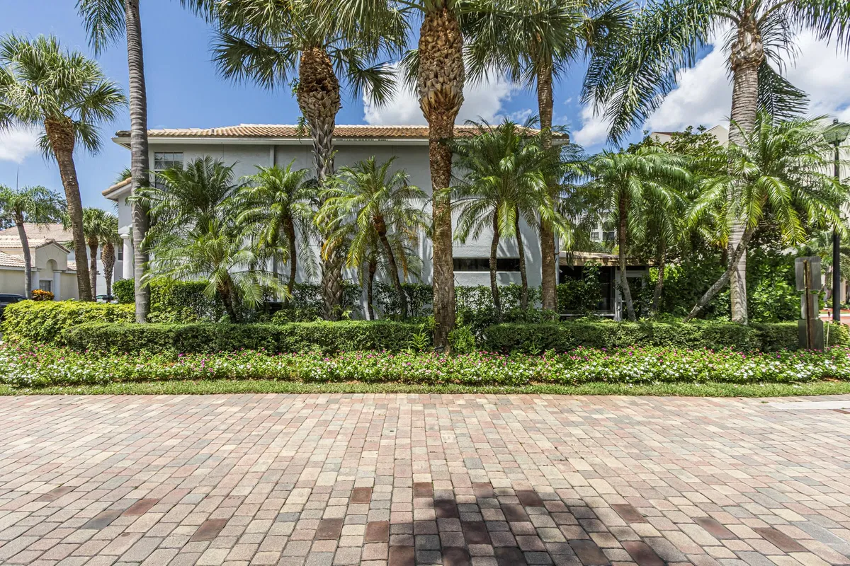 Residence photo 46