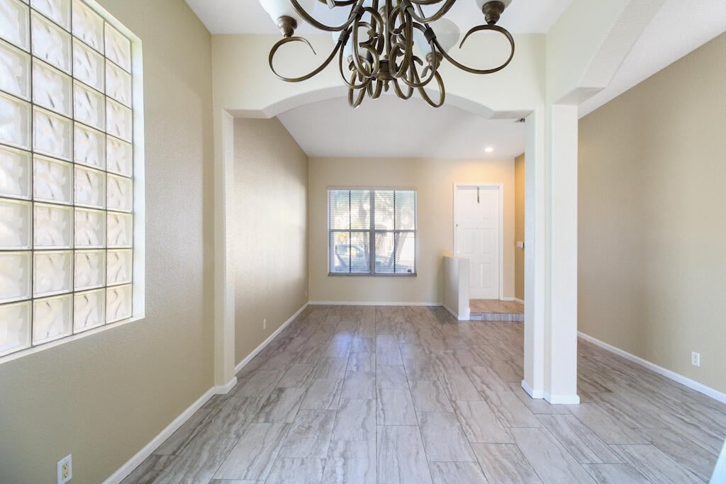 Residence photo 7