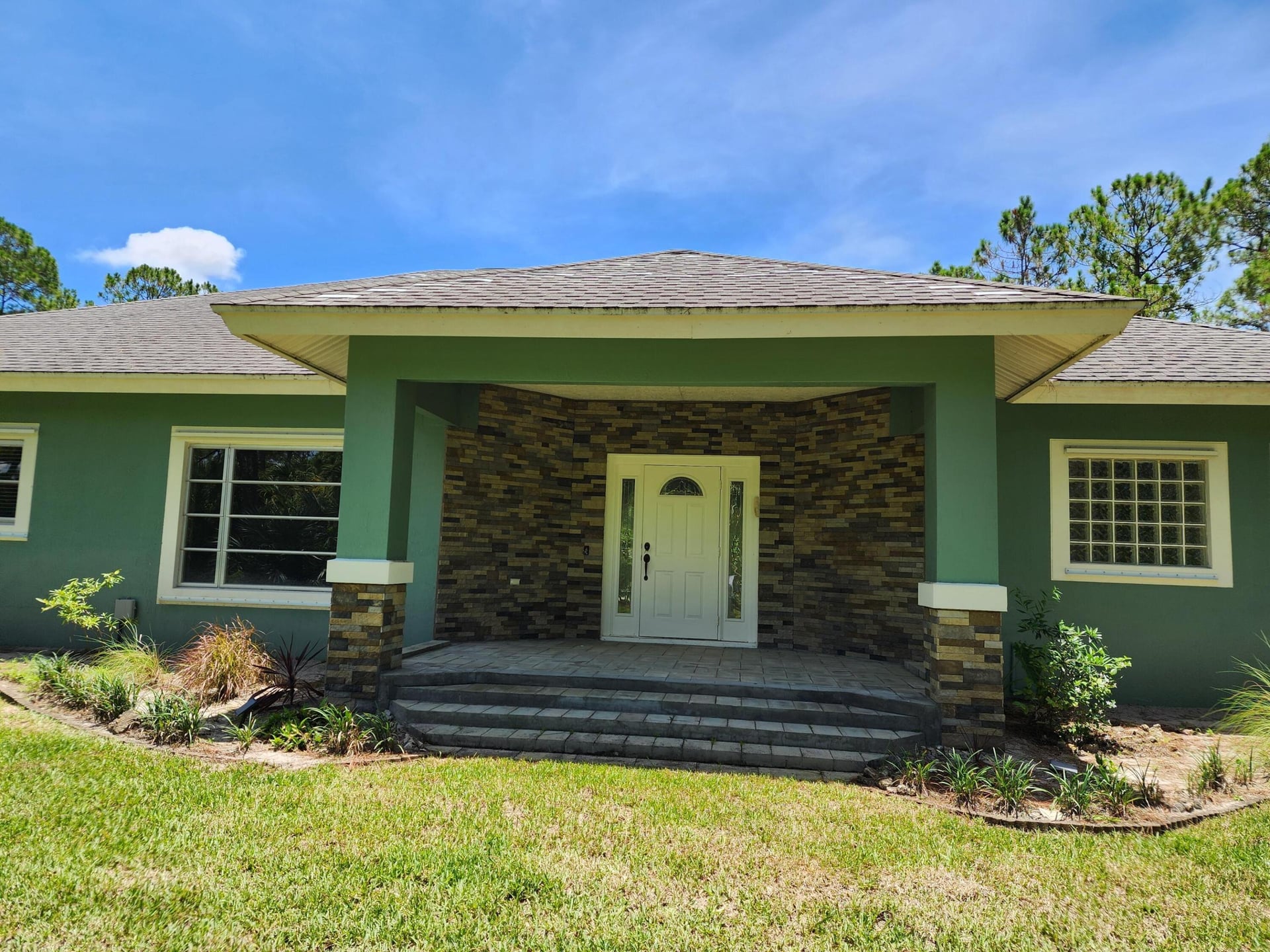 Residence photo 4
