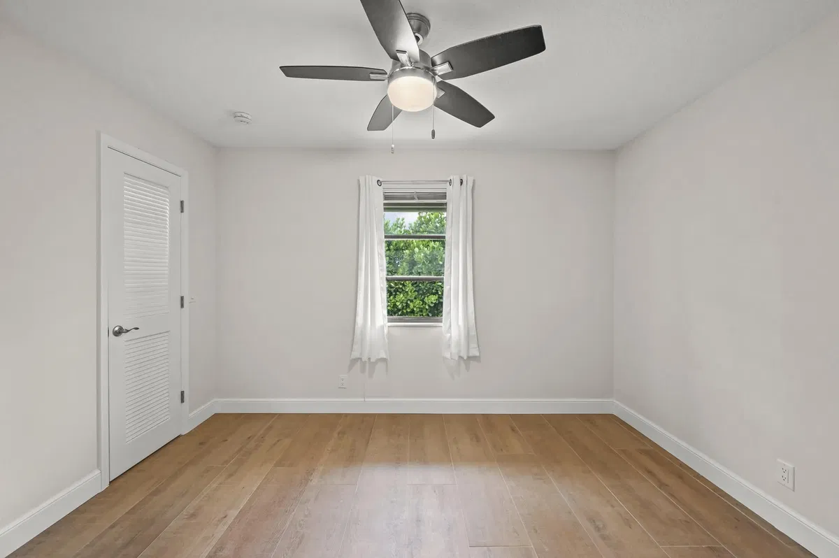  Residence photo 19