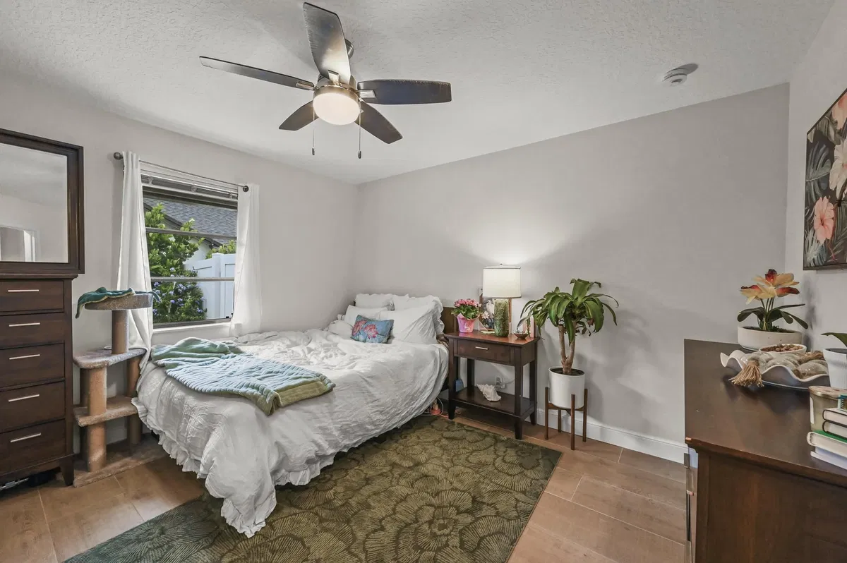  Residence photo 22