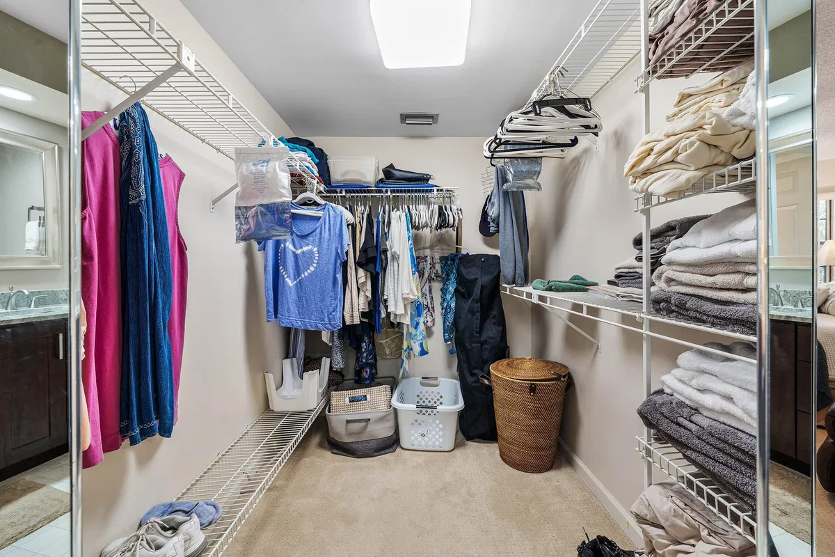 Residence photo 22