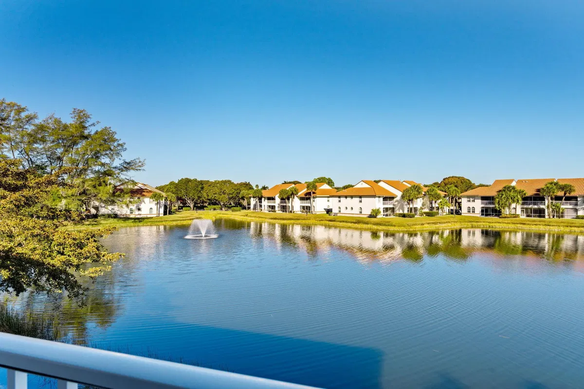 PGA National Palm Beach Gardens Residence photo 19