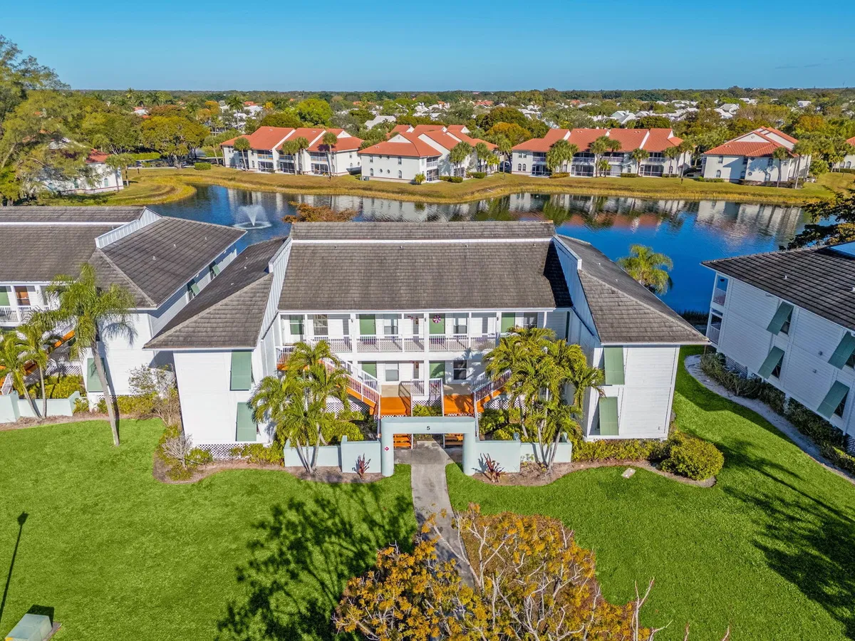 PGA National Palm Beach Gardens Residence photo 25