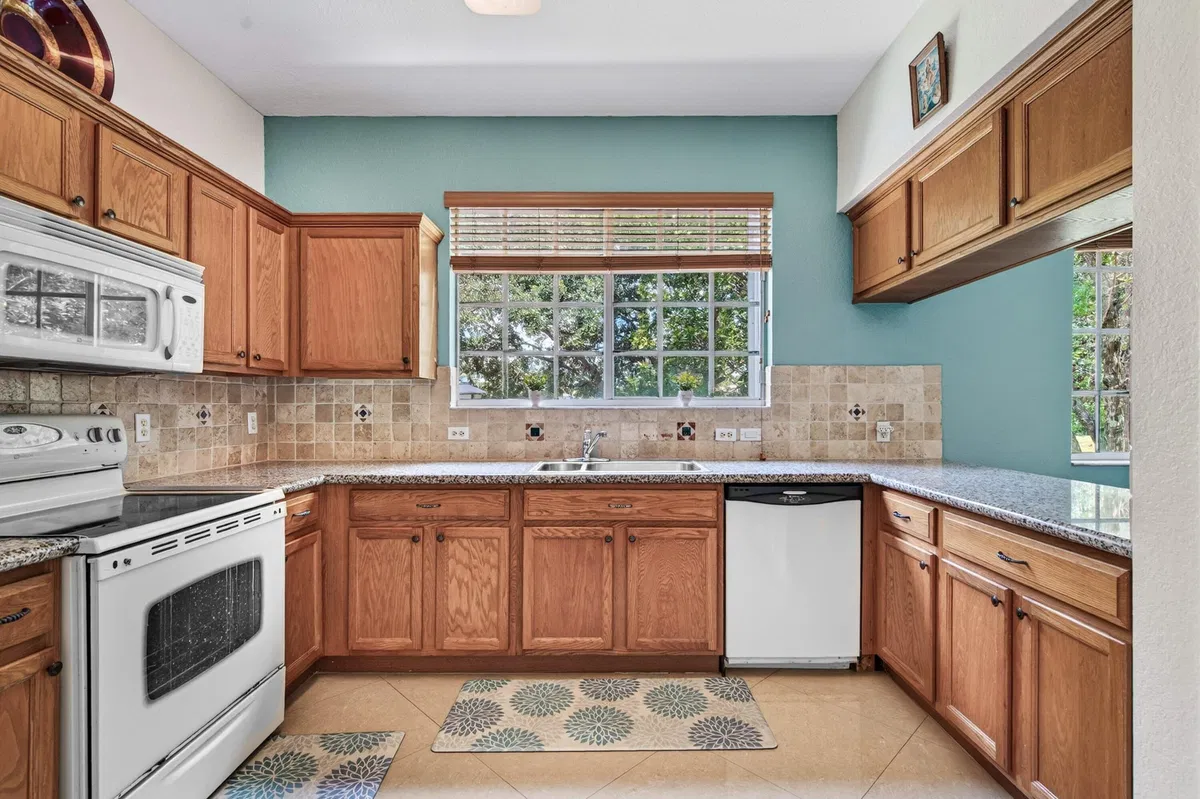  Residence photo 19