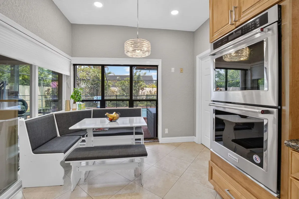  Residence photo 22